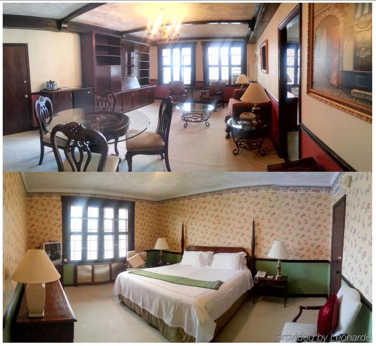 DEER PATH INN, LAKE FOREST
